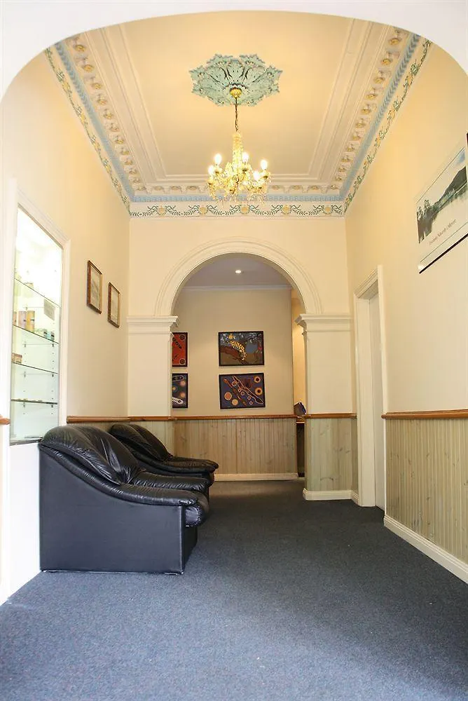 Hobart Tower Motel 3*,