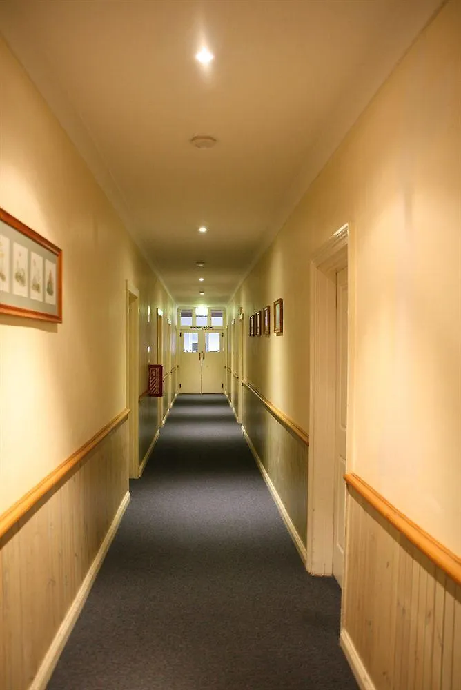 Hobart Tower Motel 3*,